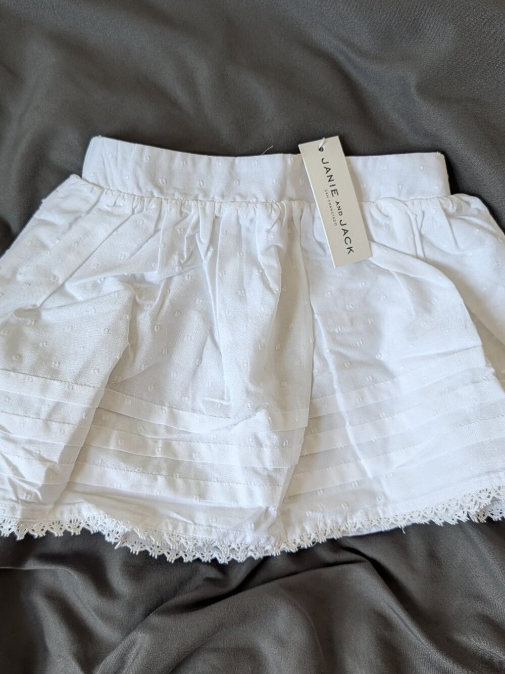 NWT Janie and Jack Girls Skirt (3T, White)